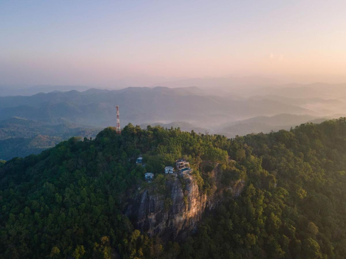 Acres Leisure & * Kandy