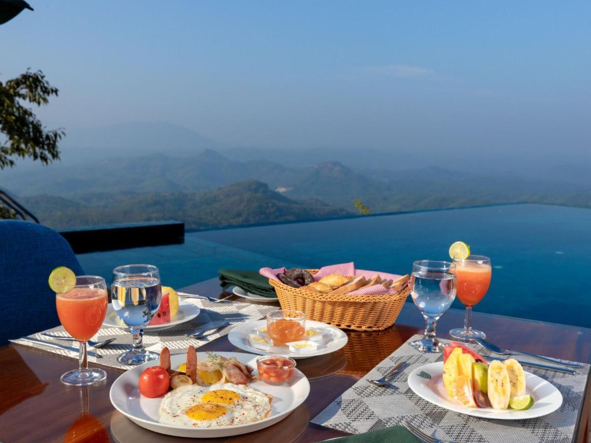 Acres Leisure & Hotel *
