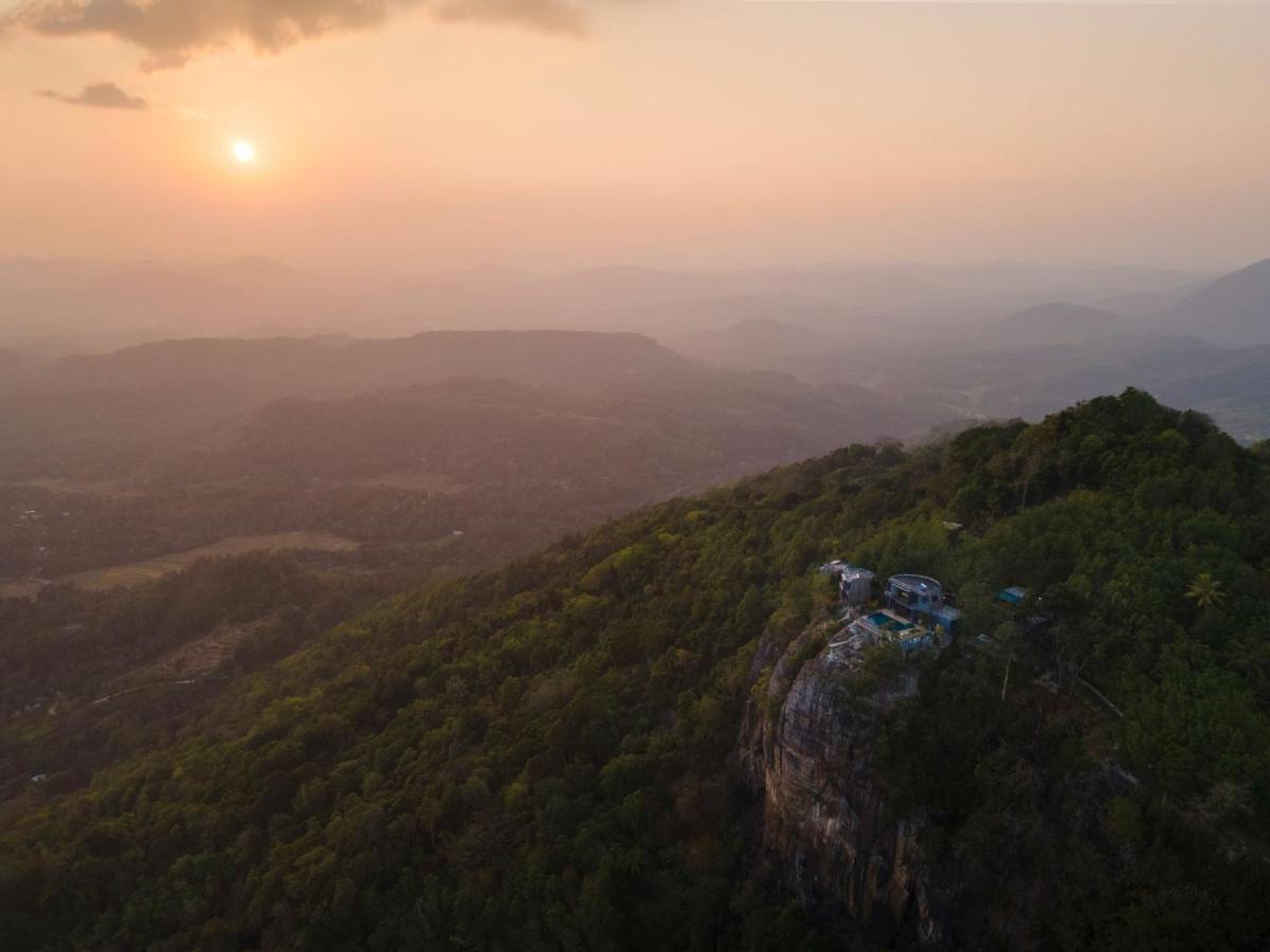Acres Leisure & Hotel Kandy