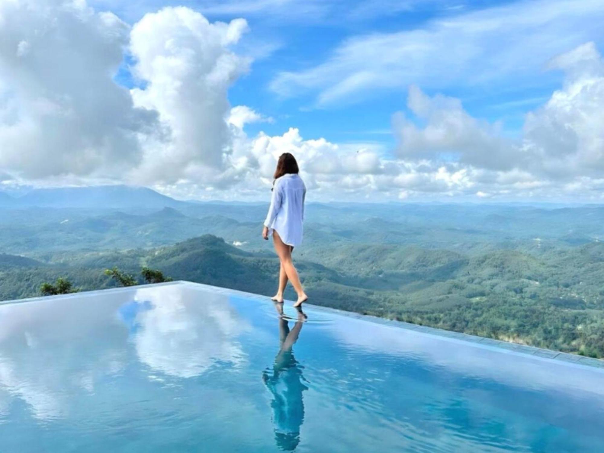 Acres Leisure & * Kandy